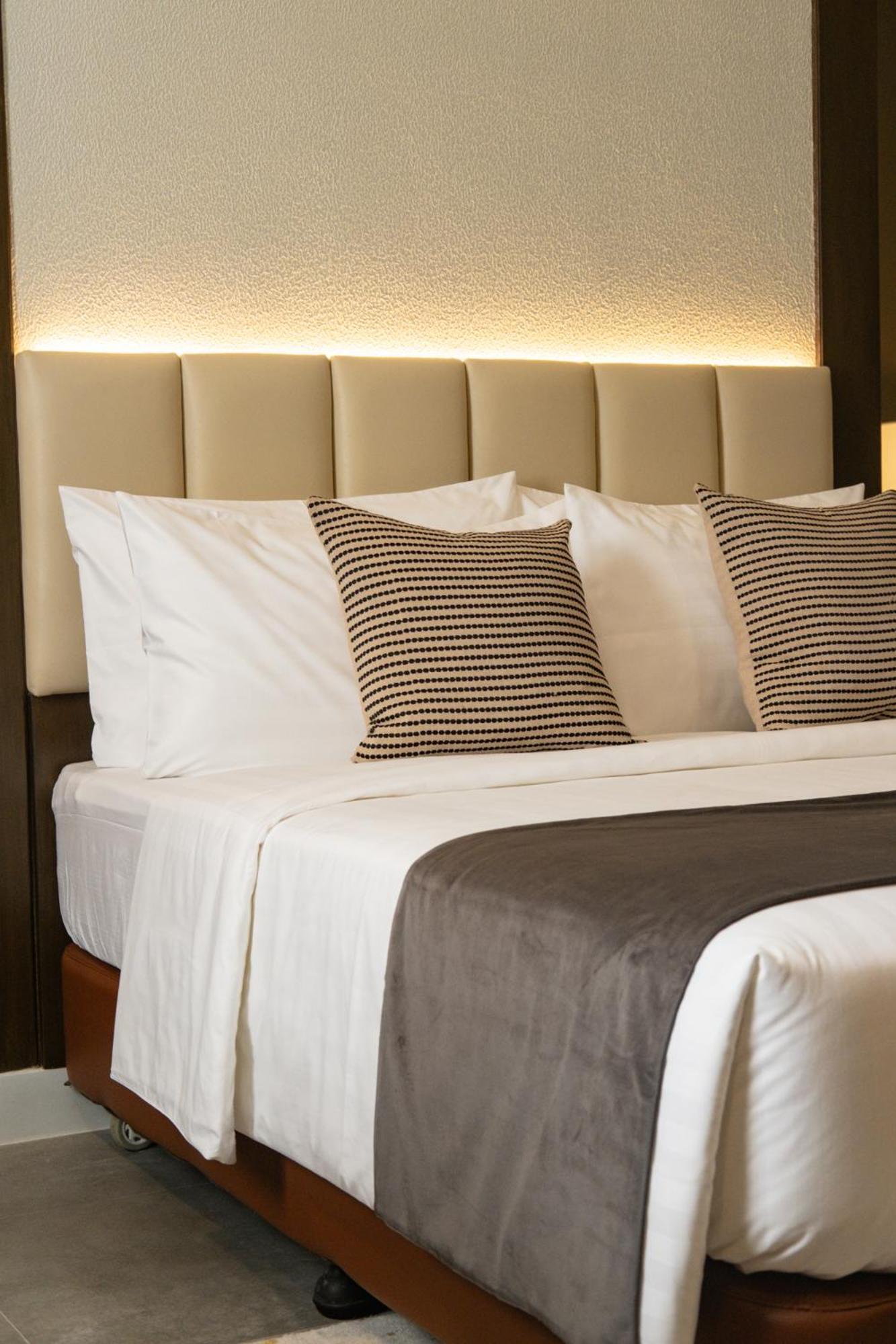 Amber Hotel - Cebu Εξωτερικό φωτογραφία